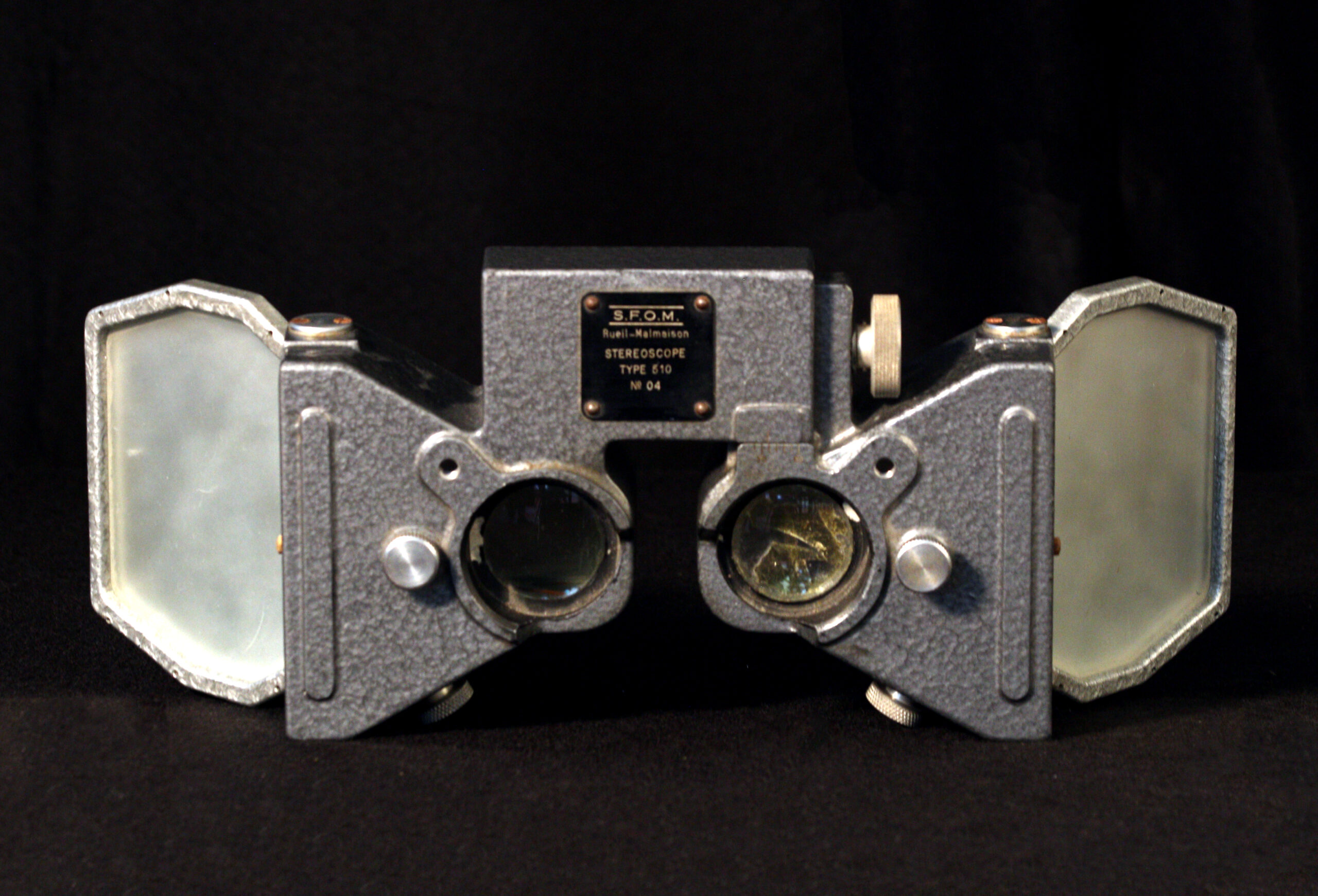 Lunettes stéréoscopiques vue face